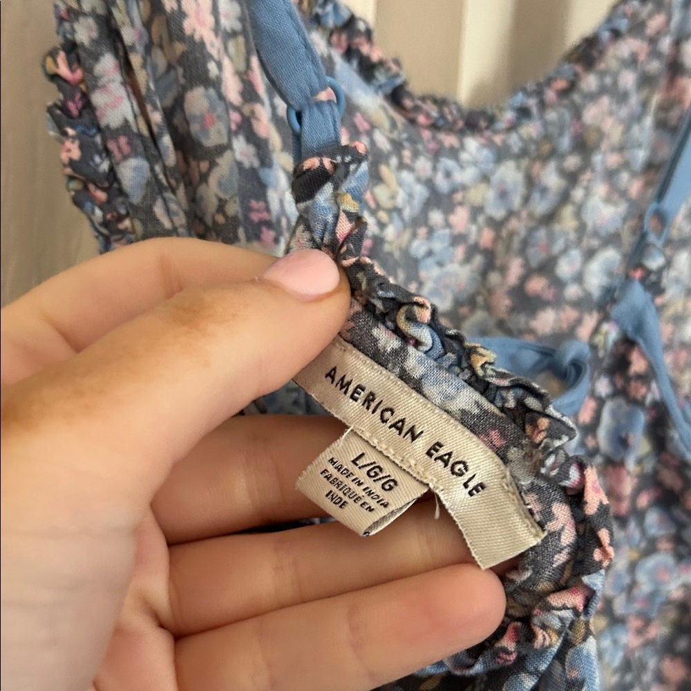 American Eagle Blue and Pink Floral Dress with adjustable straps and corset back - Picture 2 of 4